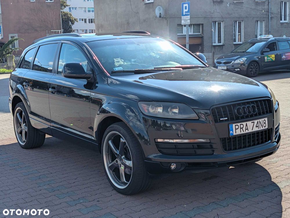 Audi Q7 - 3