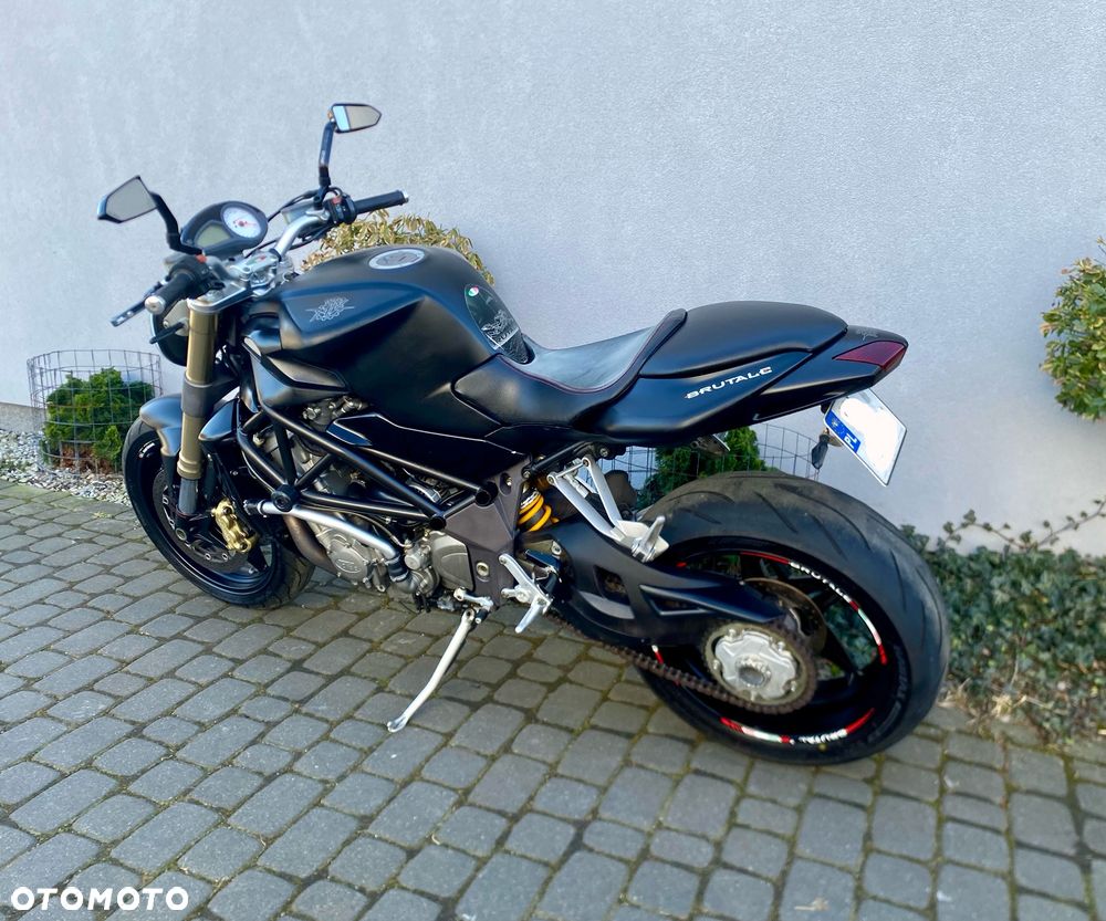 MV AGUSTA Brutale - 4
