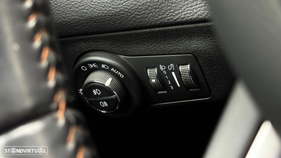 Jeep Compass 1.6 MultiJet Limited - 12