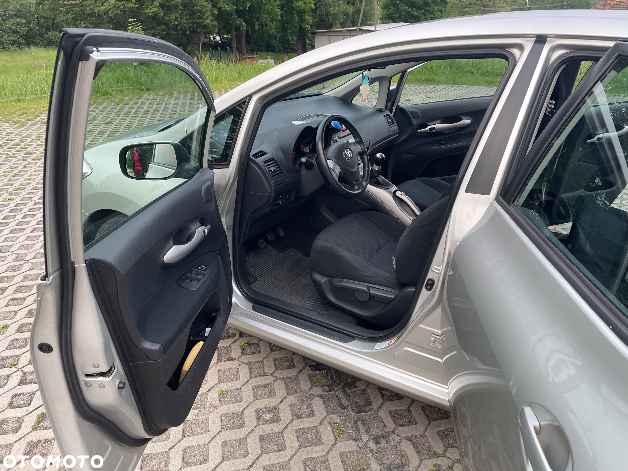 Toyota Auris - 14