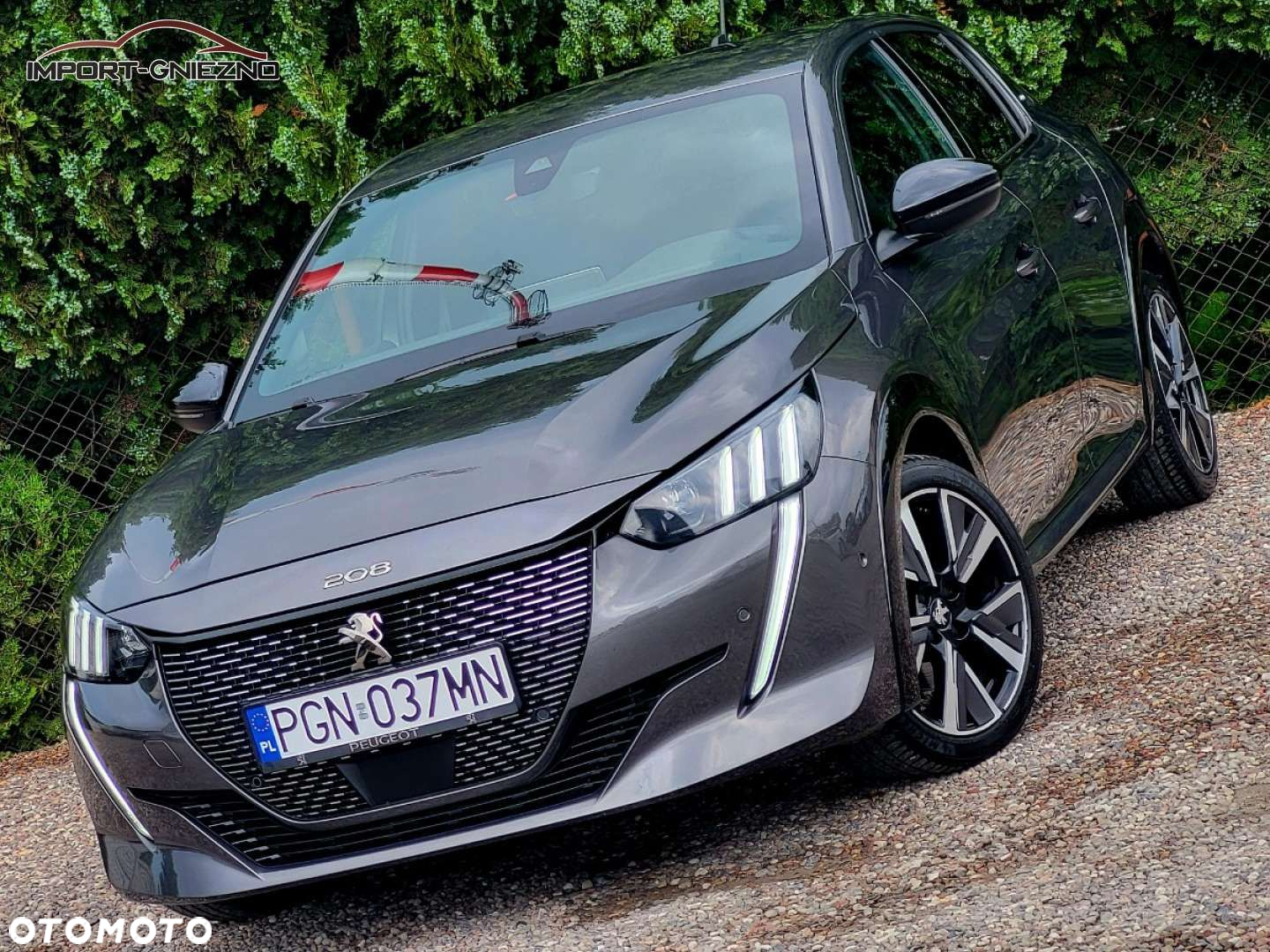Peugeot 208 - 16