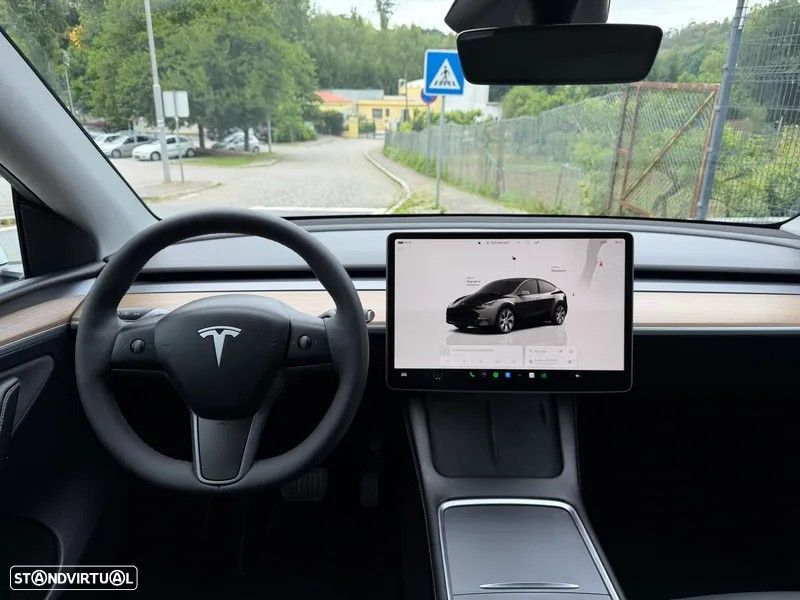 Tesla Model Y Tração Traseira - 44