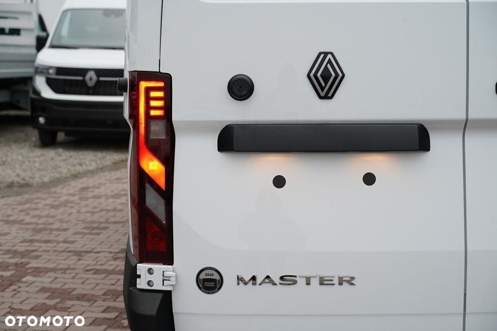 Renault Master dCi L4H3 RWD - 27