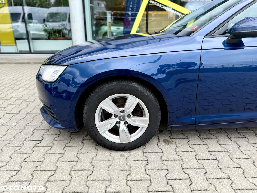 Audi A4 Avant 2.0 TDI S tronic - 10