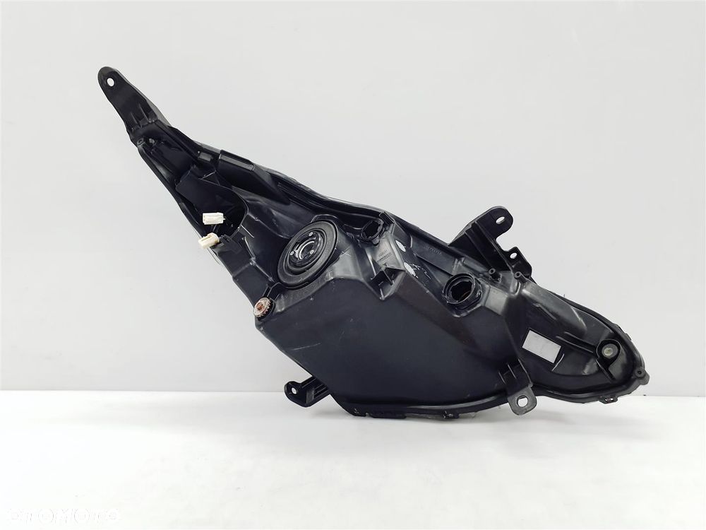 TOYOTA AYGO II 14r+ LAMPA PRZÓD SOCZEWKA LED ORY EU !!! 0H17 - 13