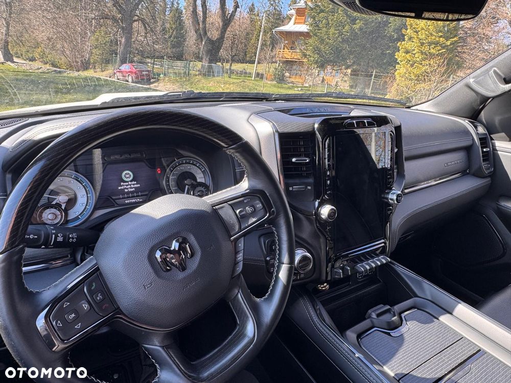 RAM 1500 Crew Cab Limited - 8