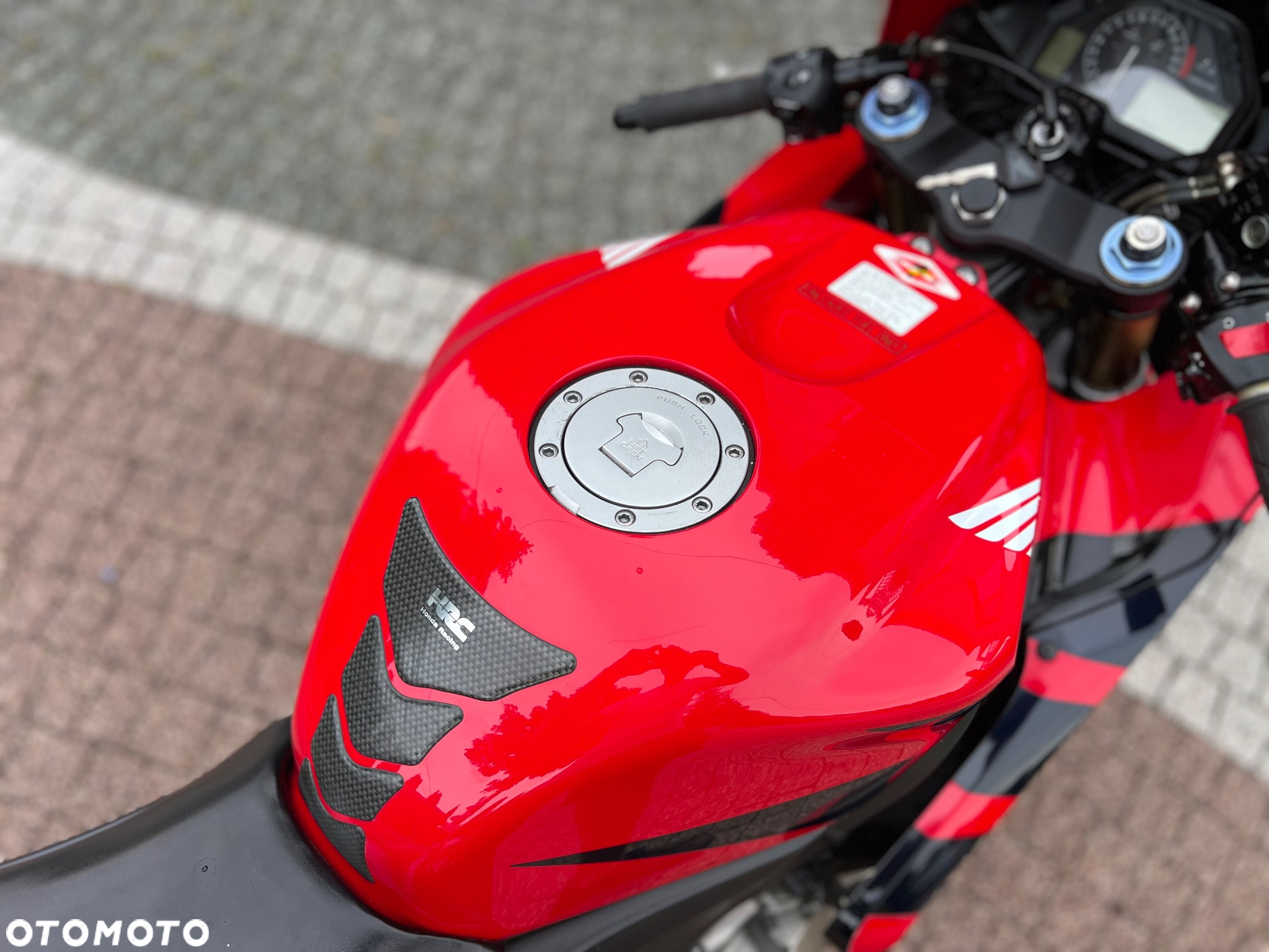 Honda CBR - 15