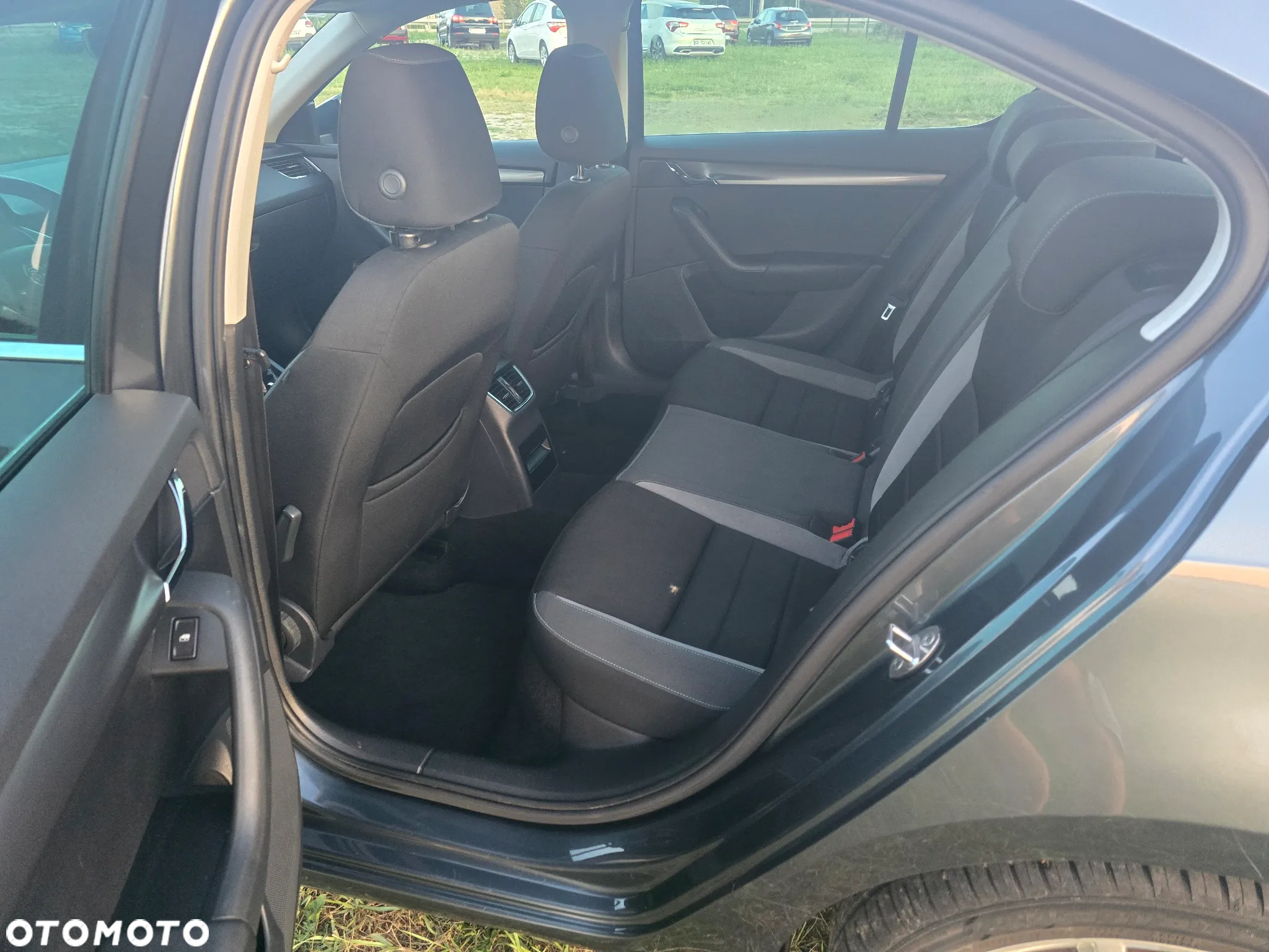 Skoda Octavia 1.6 TDI Edition - 16