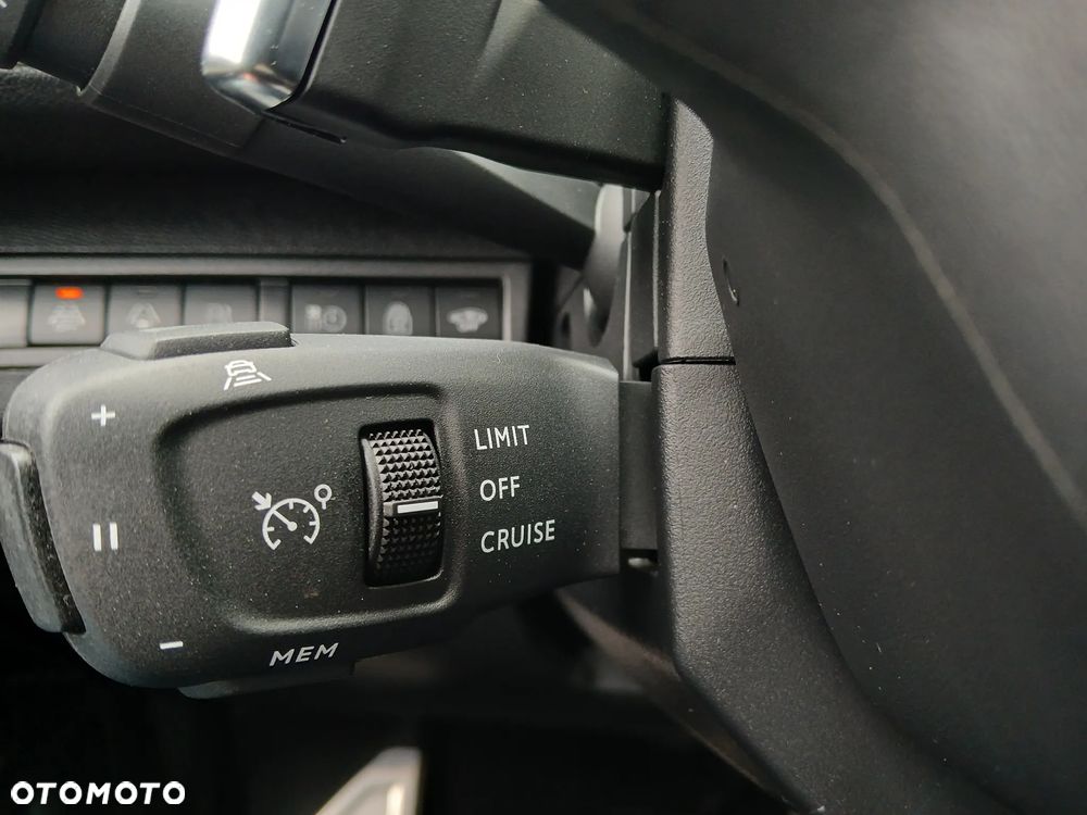 Peugeot 3008 225 e-EAT8 GT Pack - 21