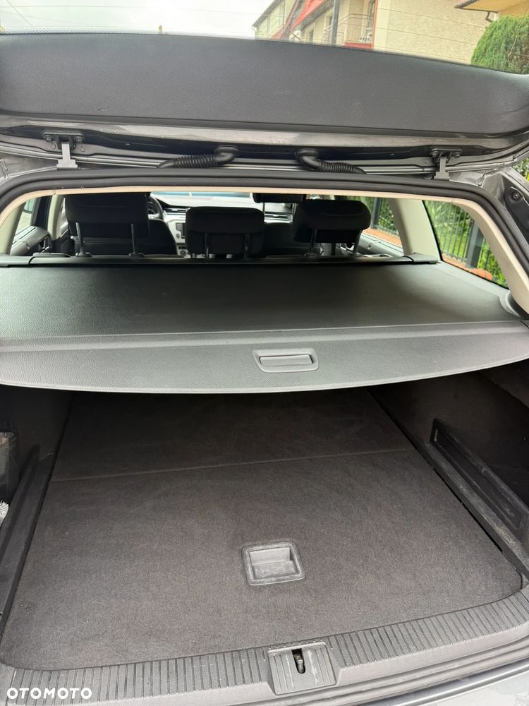 Volkswagen Passat 2.0 TDI BMT Comfortline DSG - 11