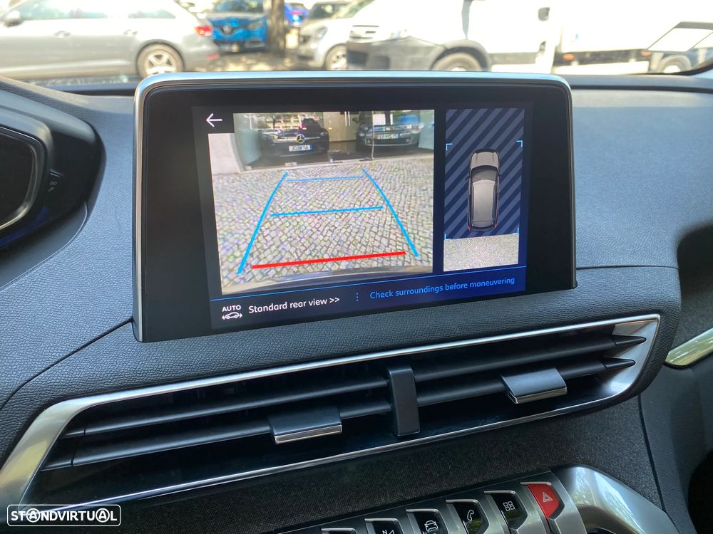 Peugeot 3008 1.5 BlueHDi Allure EAT8 - 27