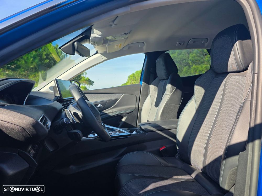 Peugeot 3008 1.6 Hybrid Allure Pack e-EAT8 - 10