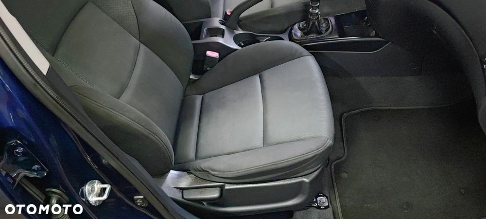 Hyundai i30 1.6 CRDi Comfort - 10