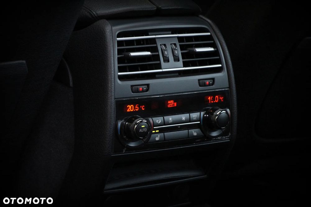 BMW Seria 7 750d xDrive - 20