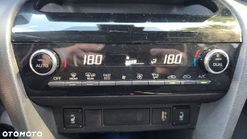 Toyota Yaris Cross - 20