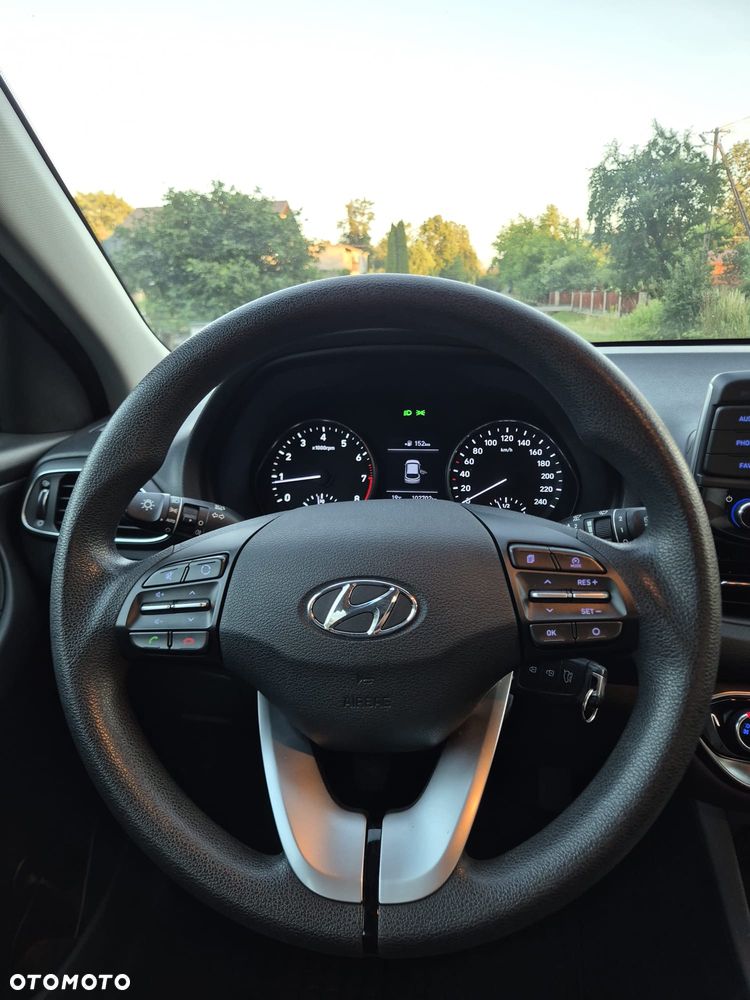 Hyundai i30 1.4 Classic + - 15