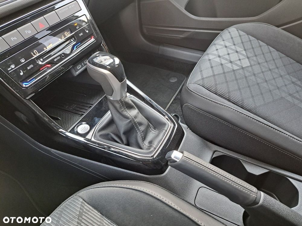 Volkswagen T-Cross 1.0 TSI R-Line Plus DSG - 17