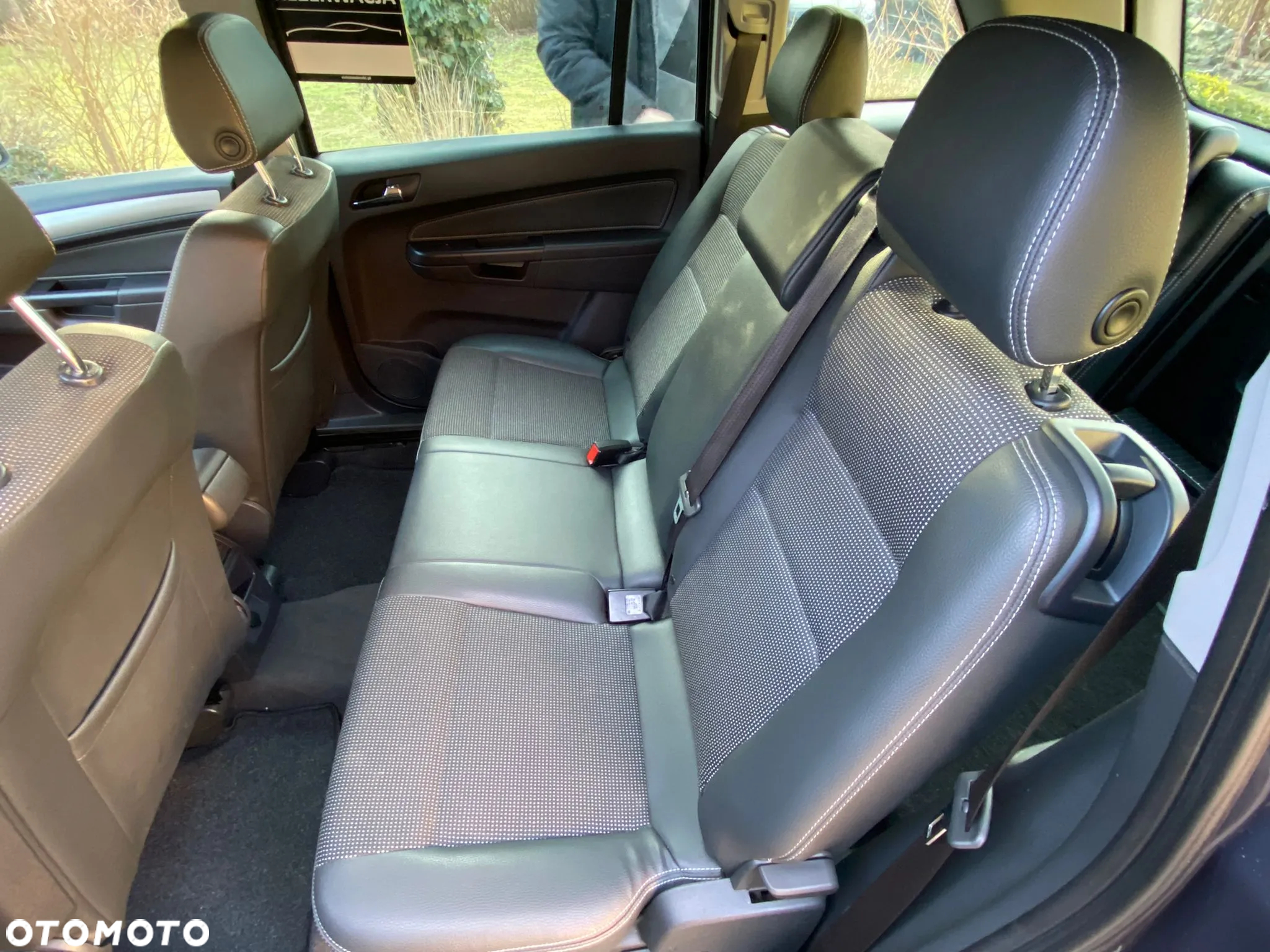 Opel Zafira 1.8 Cosmo - 10
