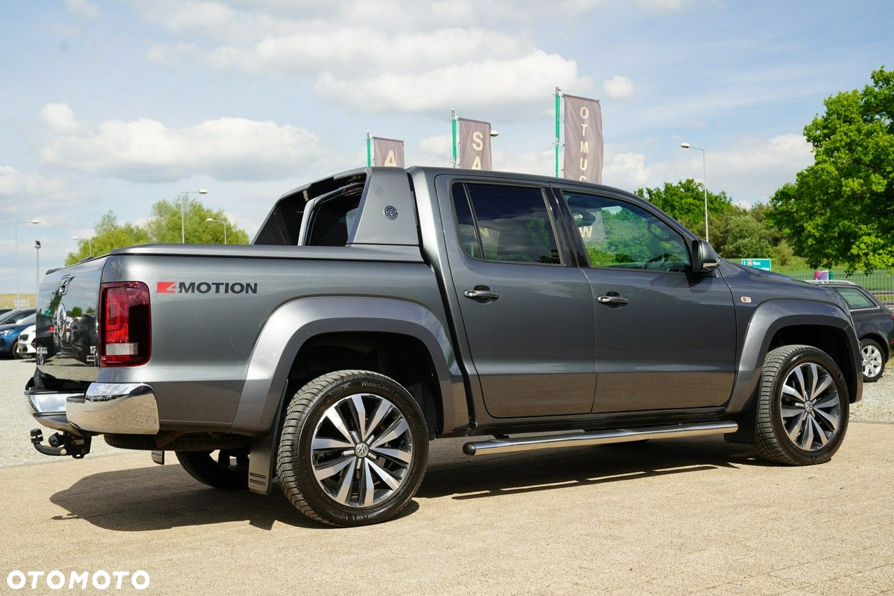 Volkswagen Amarok - 15