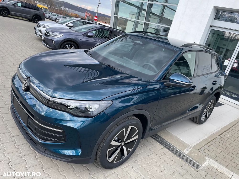 Volkswagen Tiguan - 8