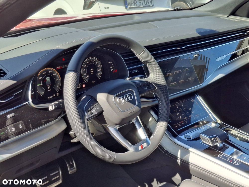 Audi Q8 - 31