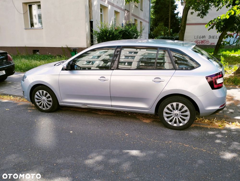 Skoda RAPID 1.6 TDI DPF Ambition - 4