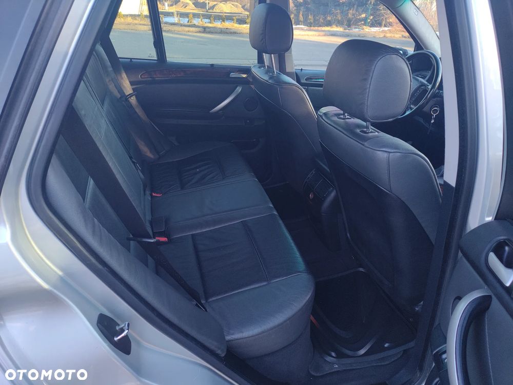 BMW X5 3.0 i - 21