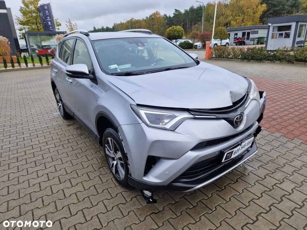 Toyota RAV4 2.0 D-4D Premium 4x2 - 4