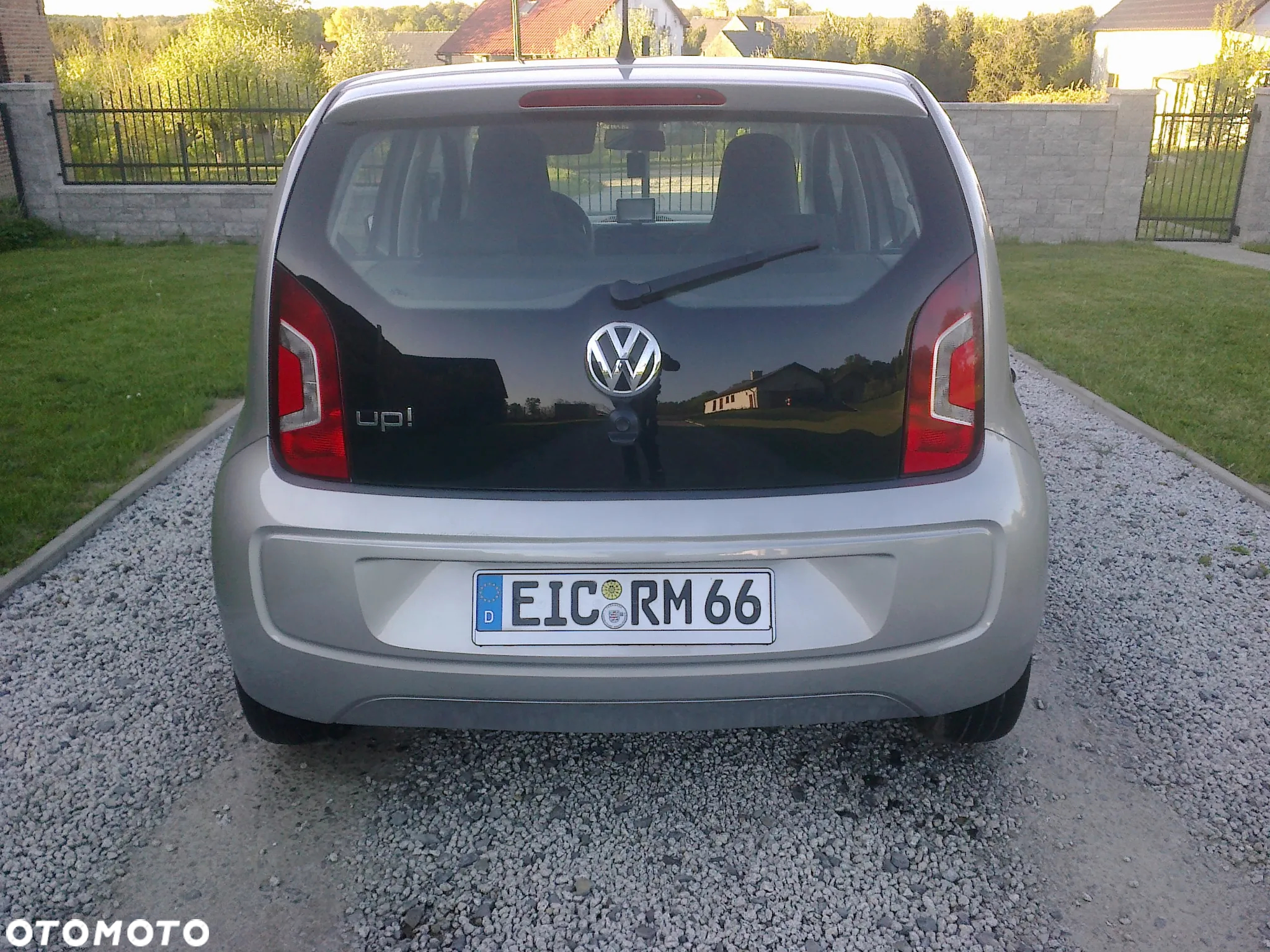 Volkswagen up! - 5