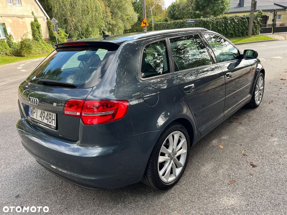 Audi A3 Sportback 1.8 TFSI Attraction - 8