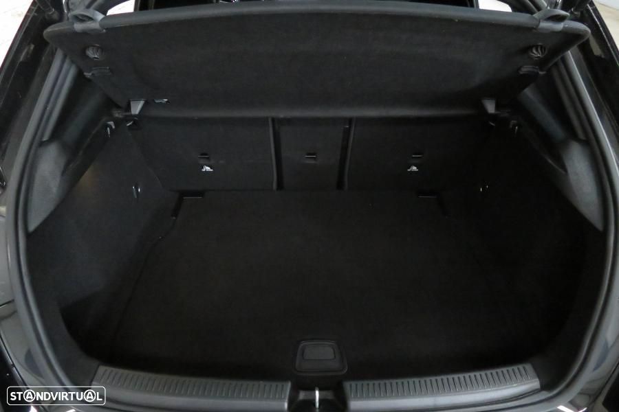 Mercedes-Benz A 200 AMG Line Aut. - 13