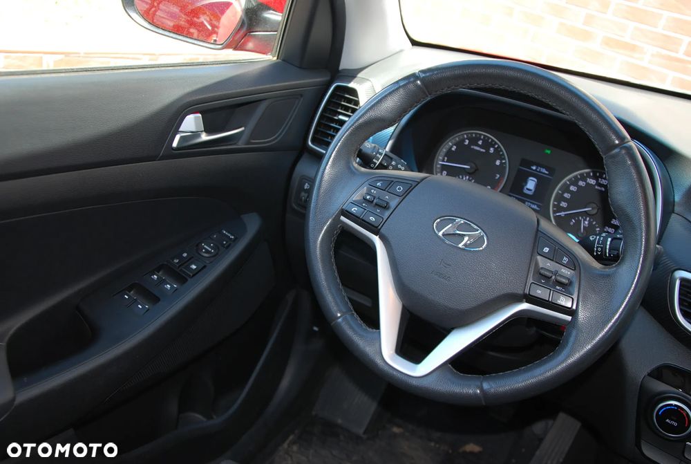 Hyundai Tucson 1.6 GDI BlueDrive Comfort 2WD - 30
