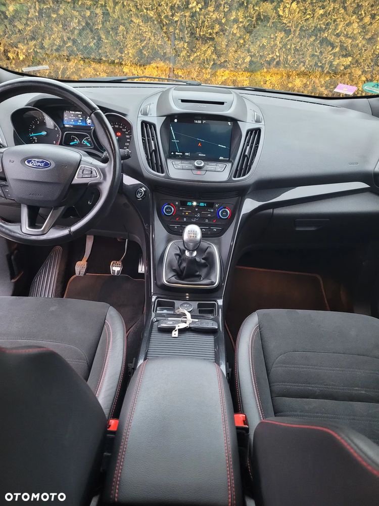 Ford Kuga - 21