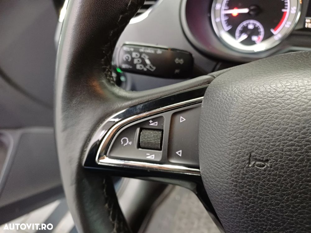 Skoda Octavia Combi Diesel 2.0 TDI DSG Style - 12