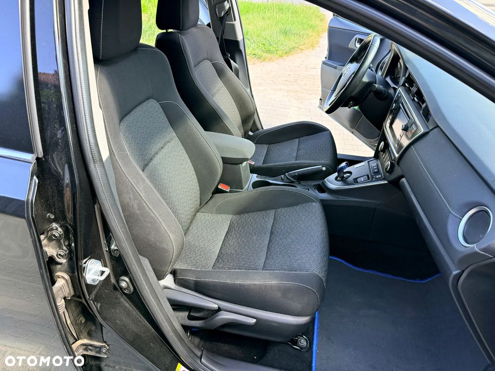 Toyota Auris 1.8 HSD Luna - 18