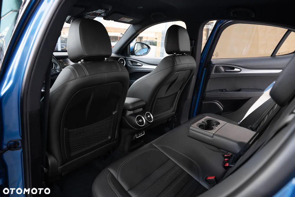 Alfa Romeo Stelvio 2.0 Turbo Veloce Q4 - 27