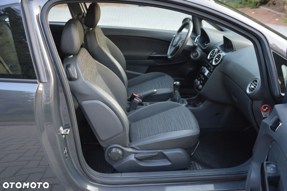 Opel Corsa 1.4 16V Energy - 18