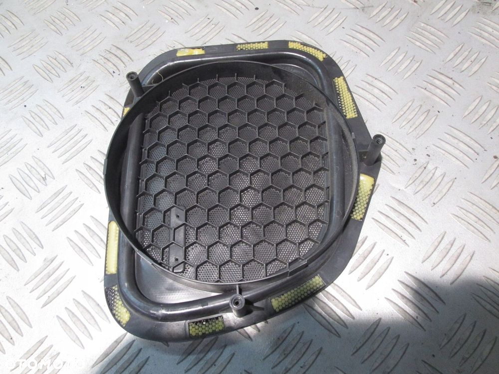 OSŁONA MASKOWNICA GŁOŚNIKA KRATKA BOSE PRAWY TYŁ AUDI A3 8L 3D 8L3035436 - 4