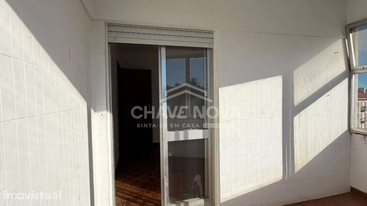 Apartamento T3 com garagem em Oliveira do Douro - GAIA - Grande imagem: 4/11