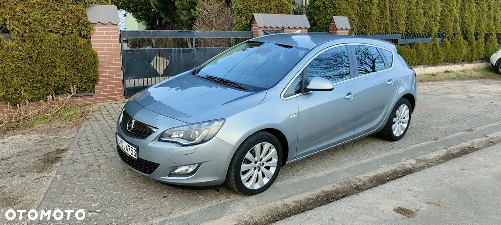 Opel Astra 1.6 Cosmo - 11