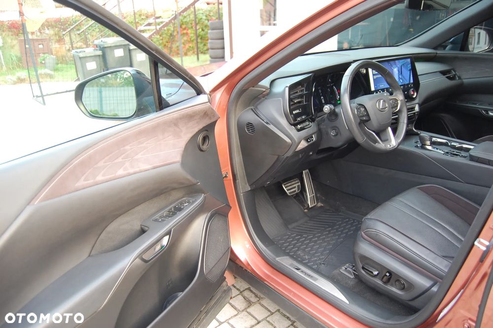 Lexus RX - 5