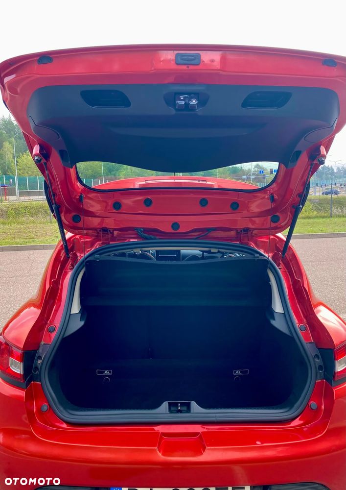 Renault Clio - 7