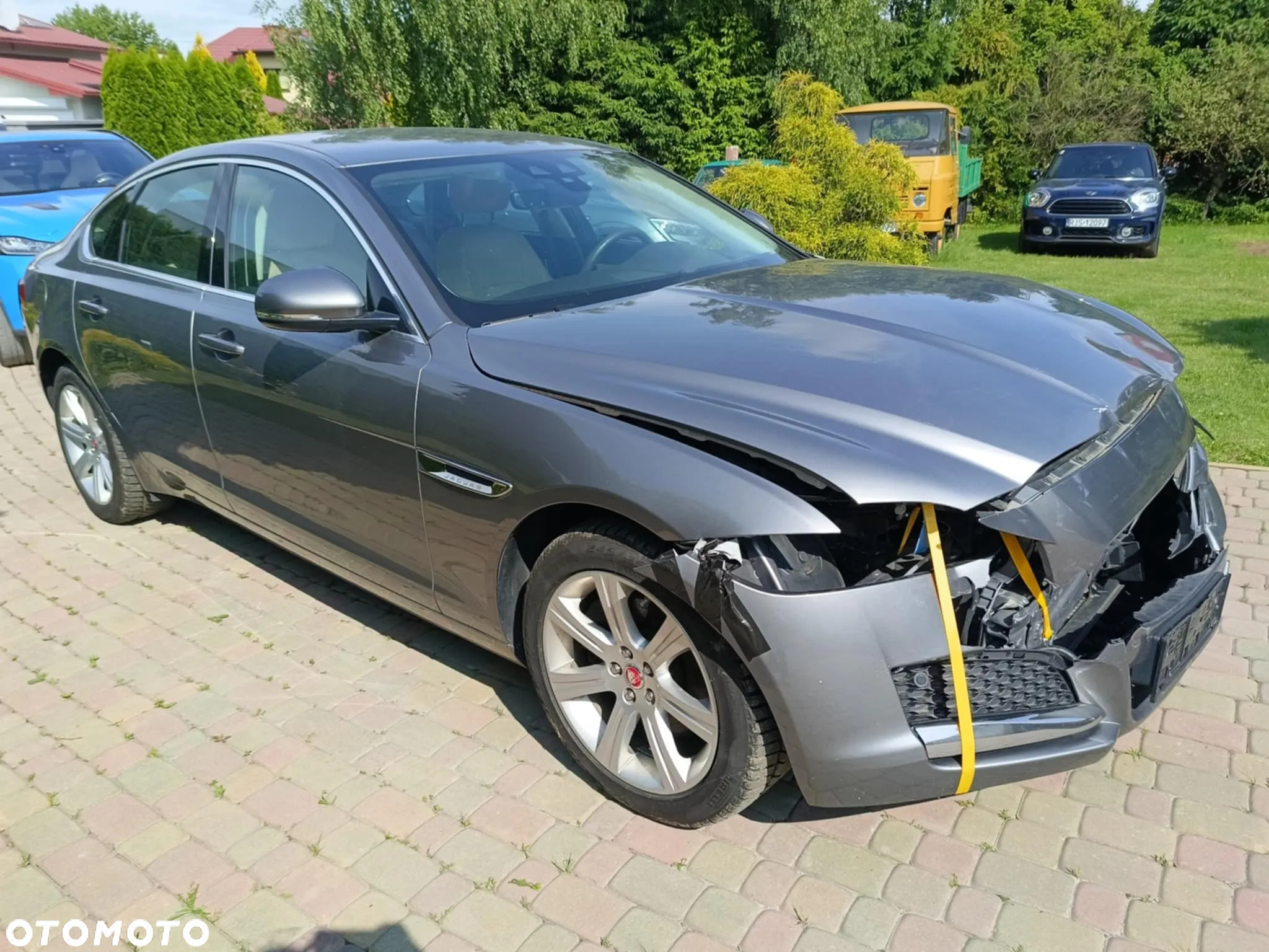Jaguar XF 20d AWD Prestige - 2