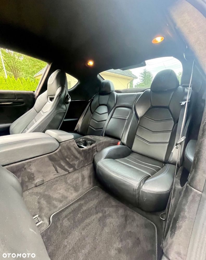 Maserati GranTurismo - 10