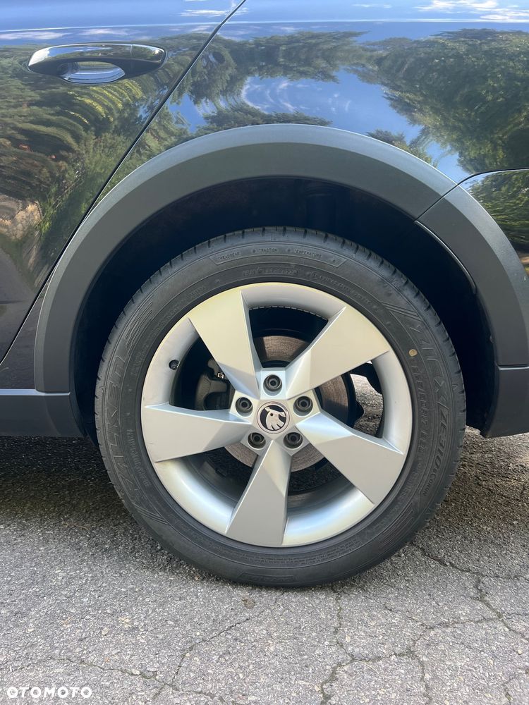 Skoda Octavia 2.0 TDI 4x4 DSG Scout - 12