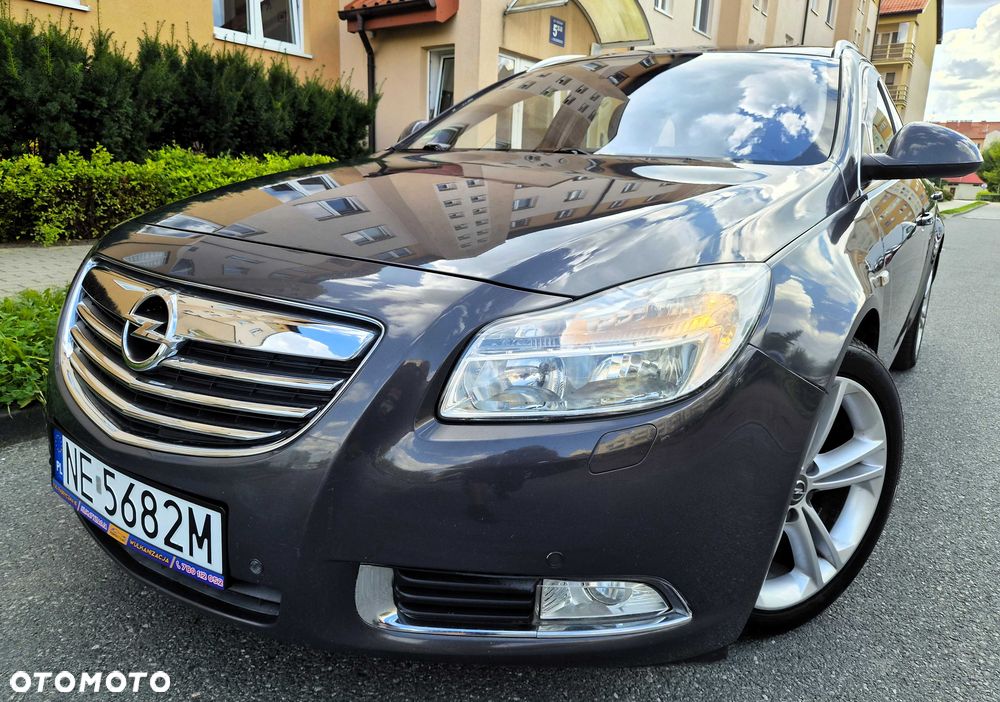 Opel Insignia - 1