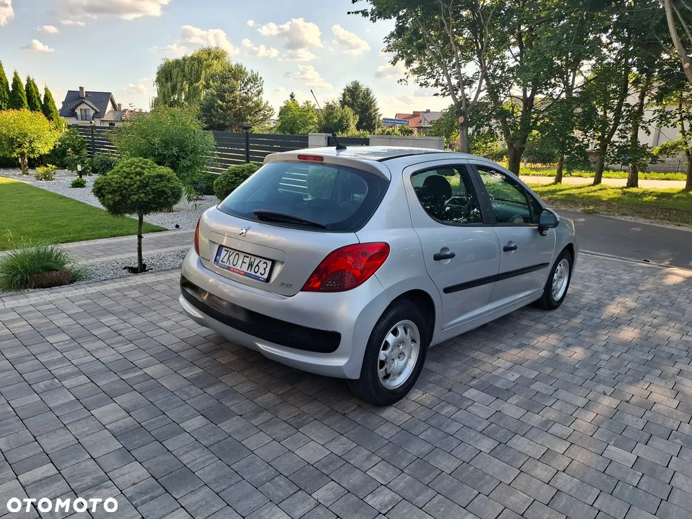 Peugeot 207 1.4 Trendy - 9