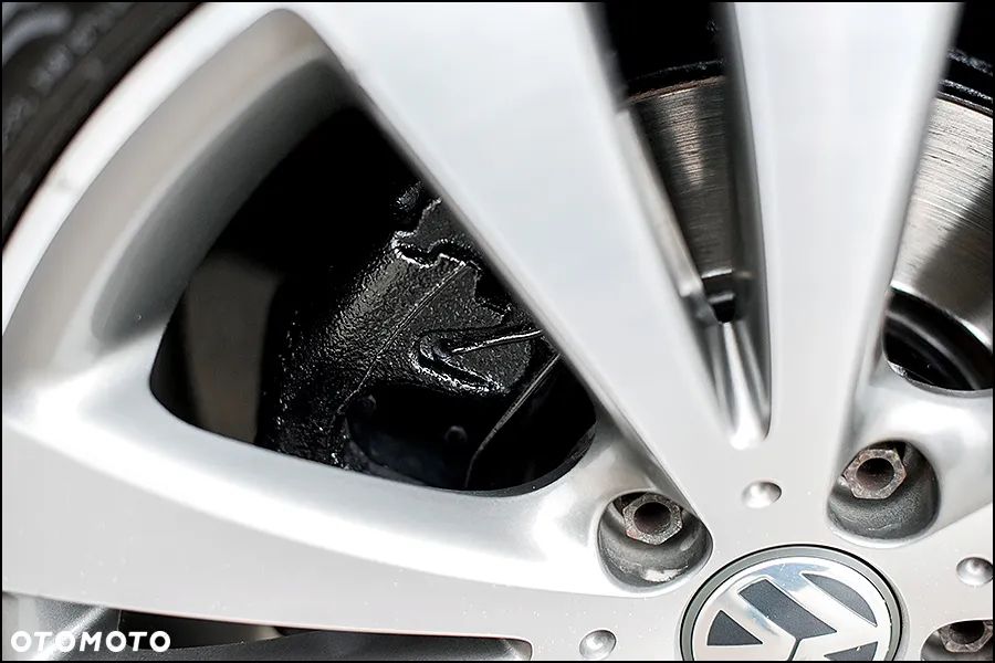 Volkswagen Passat - 19