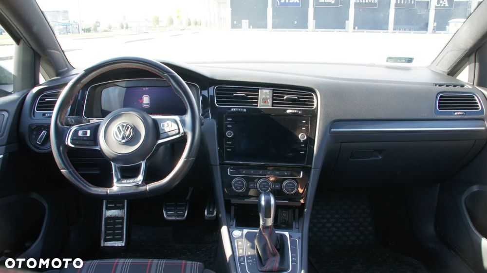 Volkswagen Golf 2.0 TSI BMT GTI Performance DSG - 3
