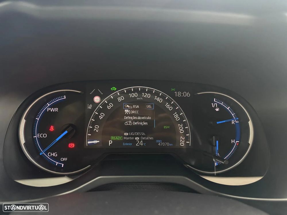 Toyota RAV4 2.5 HDF Square Collection - 18